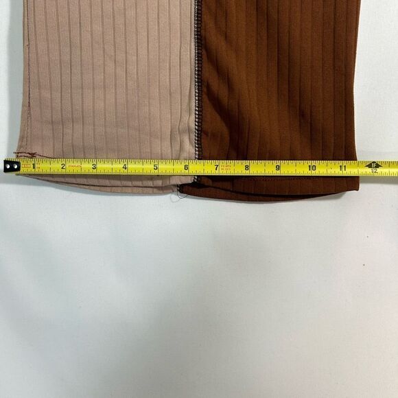 Rue 21 Two tone stitched baby doll T-shirt brown and tan cropped top - Picture 5 of 6